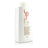 Wella SP Luxe Oil Keratin Protect Shampoo (Lightweight Luxurious Cleansing)
