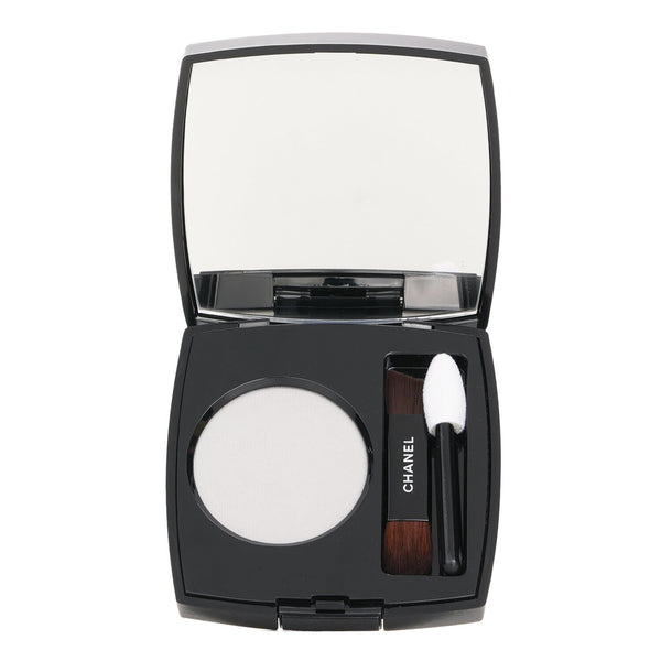 Chanel Ombre Essentielle Multi-Use Longwearing Eyeshadow - # 230 Gris Paris  2.2g