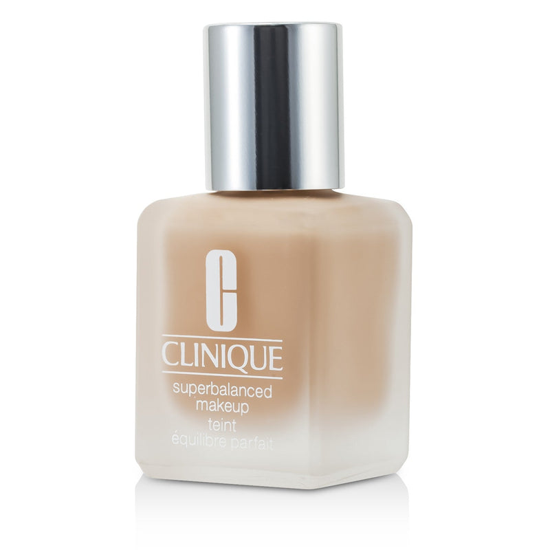 Clinique Superbalanced MakeUp - No. 03 / CN 28 Ivory 