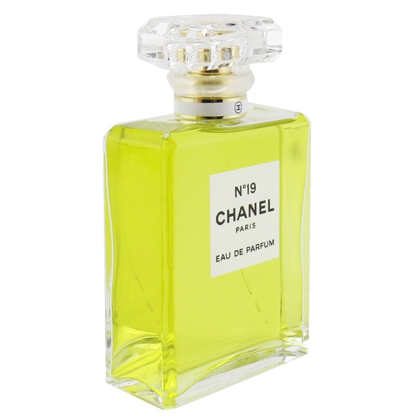Chanel No.19 Eau De Parfum Spray  100ml/3.3oz