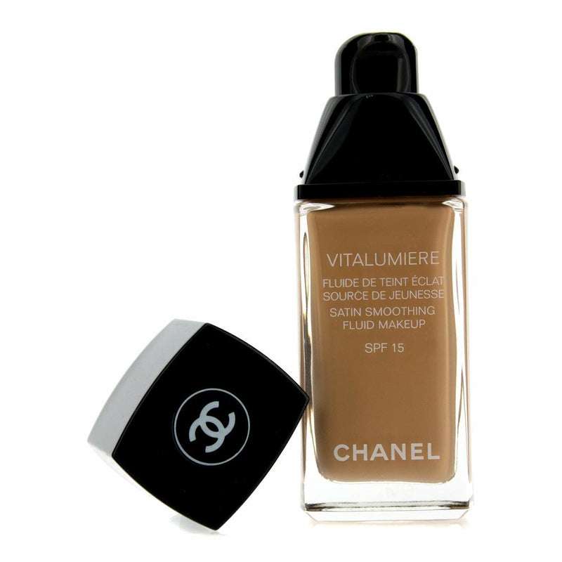 Chanel Vitalumiere 20 Clair Radiant Moisture-Rich Fluid Foundation