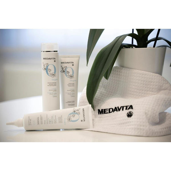 MEDAVITA Oxygen Detox 250ml+ 150ml + 150ml pack  Fixed Size