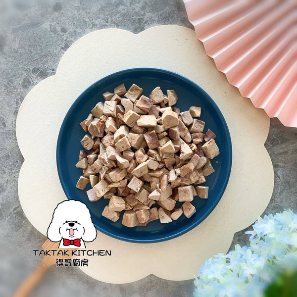 TAKTAK KITCHEN Freeze Dried Chicken Liver Cubes(Healthy Snack)|For Cats And Dogs Snack  80g