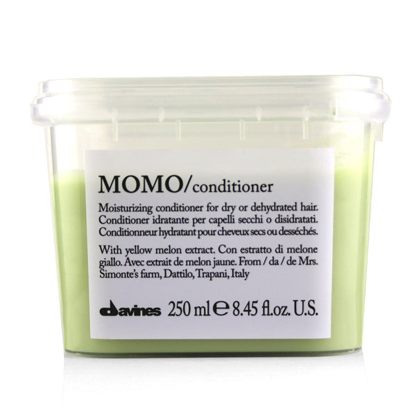 Davines Momo Moisturizing Conditioner (For Dry or Dehydrated Hair)  250ml/8.77oz