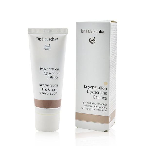 Dr. Hauschka Regenerating Day Cream Complexion 