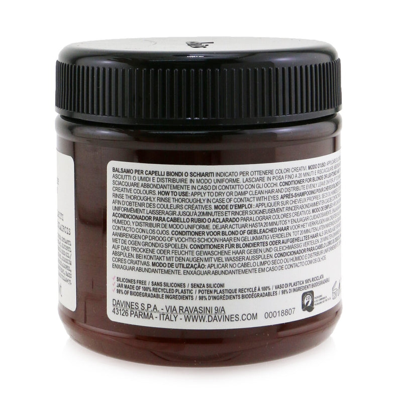 Davines Alchemic Creative Conditioner - # Pink (For Blonde and Lightened Hair)  250ml/8.84oz