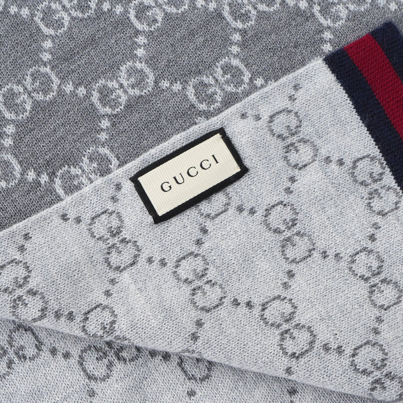 Gucci Unisex Guccissima Scarf 325806  Grey