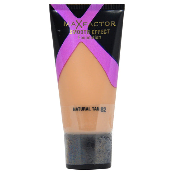 Max Factor Smooth Effects Foundation - # 82 Natural Tan by Max Factor for Women - 30 ml Foundation